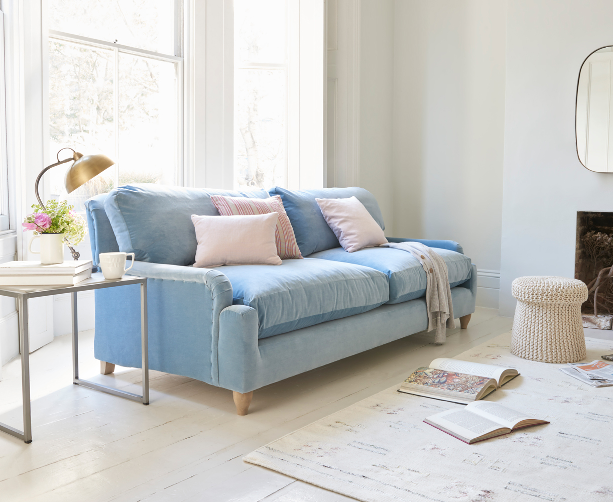 Pavlova Sofa