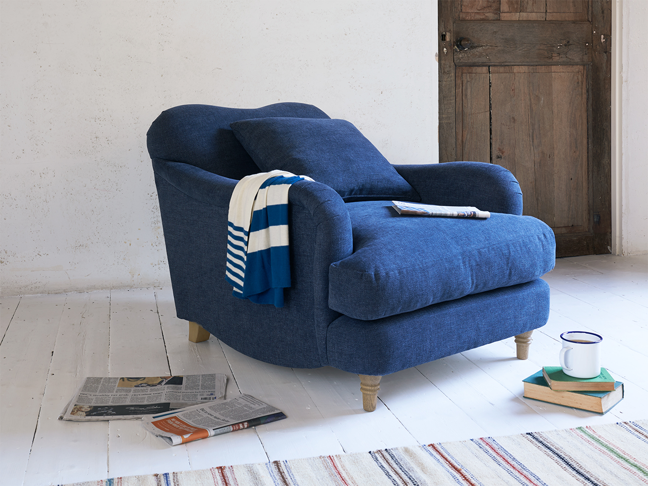 Achilles Armchair Deep Curved Armchair Loaf