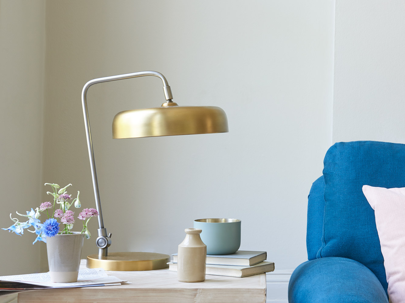 Biblio Lamp in Brass | Brass Table Lamp Biblio Lamp in Brass | Brass Table Lamp