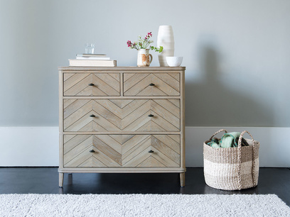 Chests Of Drawers