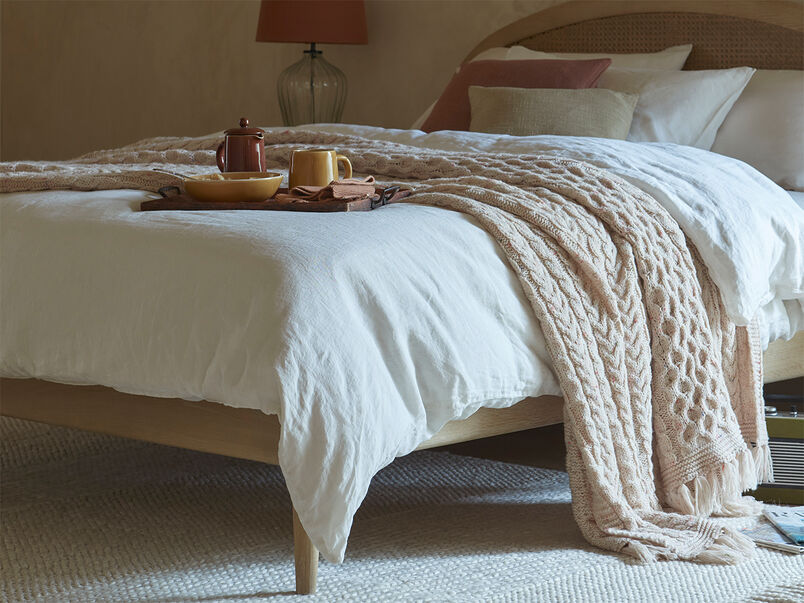 Blankets and Throws Snug Bedspreads Loaf Loaf
